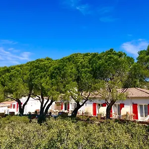 https://hotel-du-joli-bois.fr-provencehotel.com